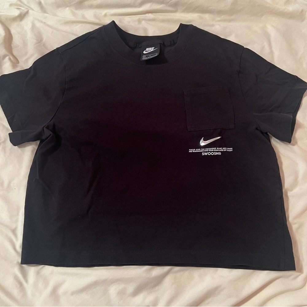 Nike Cropped T shirt